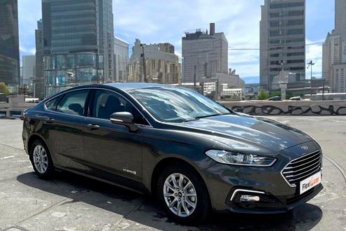 Ford Mondeo h&iacute;brido no enchufable de segunda mano barato