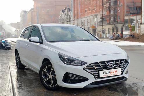 Hyundai i30 h&iacute;brido no enchufable barato