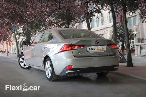 Lexus IS 300h segunda mano barato