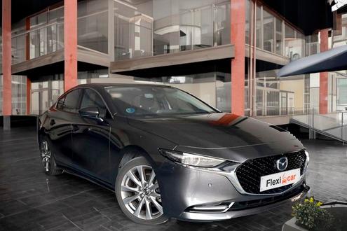 Mazda3 h&iacute;brido barato