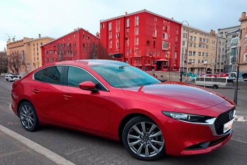 Mazda3 h&iacute;brido ocasi&oacute;n barato