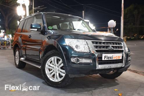 Mitsubishi Montero de seminuevo