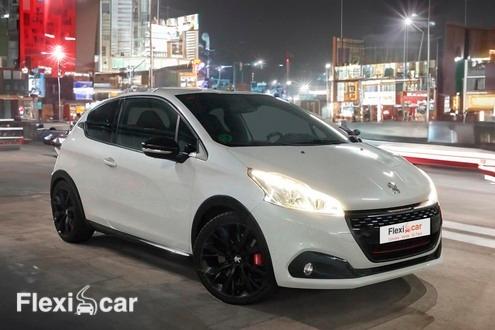 Peugeot 208 autom&aacute;tico