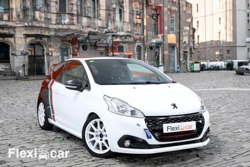 Peugeot 208 de gasolina segunda mano