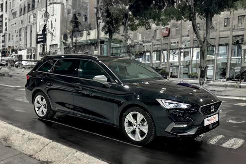 SEAT Le&oacute;n h&iacute;brido no enchufable